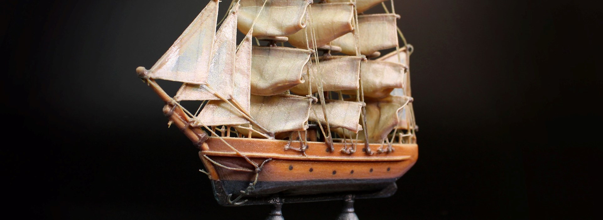 Mayflower Ship   WSS   black background