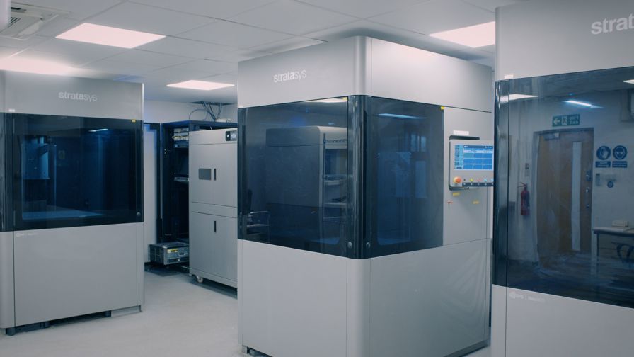As of 2018, Paragon is the only 3D printing service provider that has three industry leading, large bed Neo800 stereolithography 3D printers.