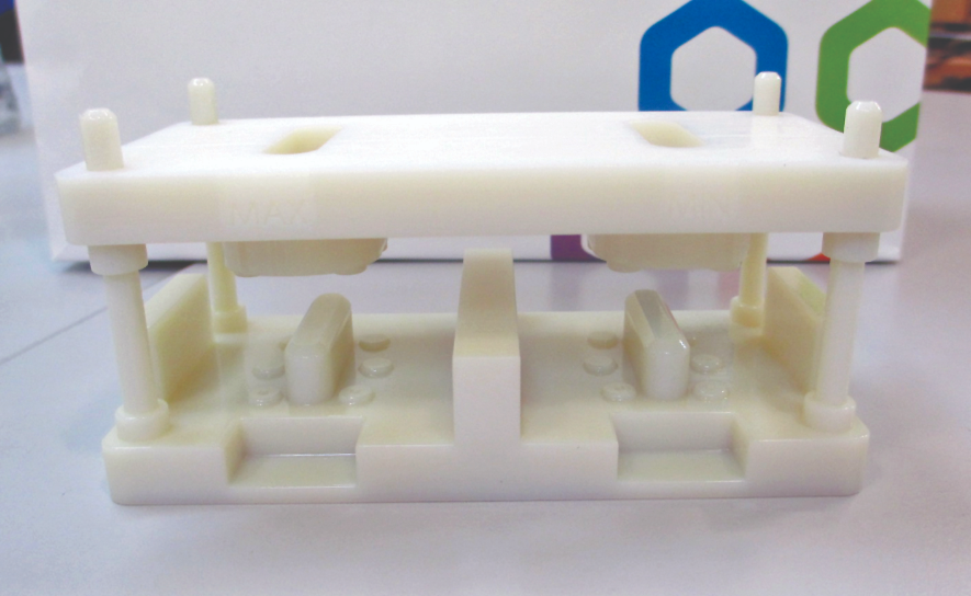 <p>Prototyping with 3D printed models. </p>