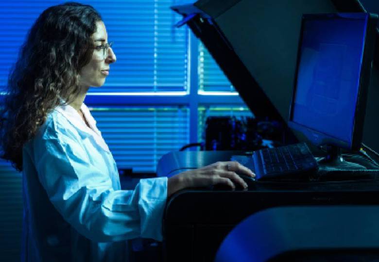 features-benefits_1058X611