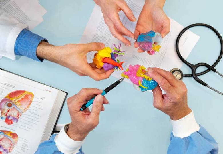 features-benefits_1058X611